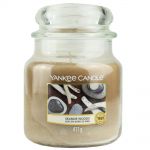 Yankee Candle Duftkerze im Glas Jar 411 g Housewarmer - verschiedene Duftsorten Seaside Woods