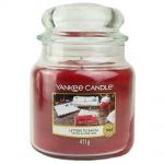 Yankee Candle Duftkerze im Glas Jar 411 g Housewarmer - verschiedene Duftsorten Letters To Santa