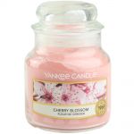 Yankee Candle Duftkerze im Glas Jar 104 g Housewarmer - verschiedene Duftsorten Cherry Blossom